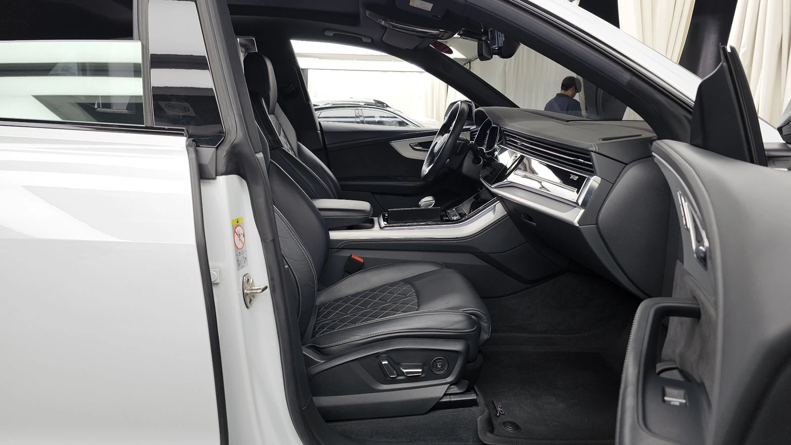 Audi Q8 55 TFSI quattro* ���* �����* HUD* 360* ������ ���� | Mobile.bg � ����������� 11