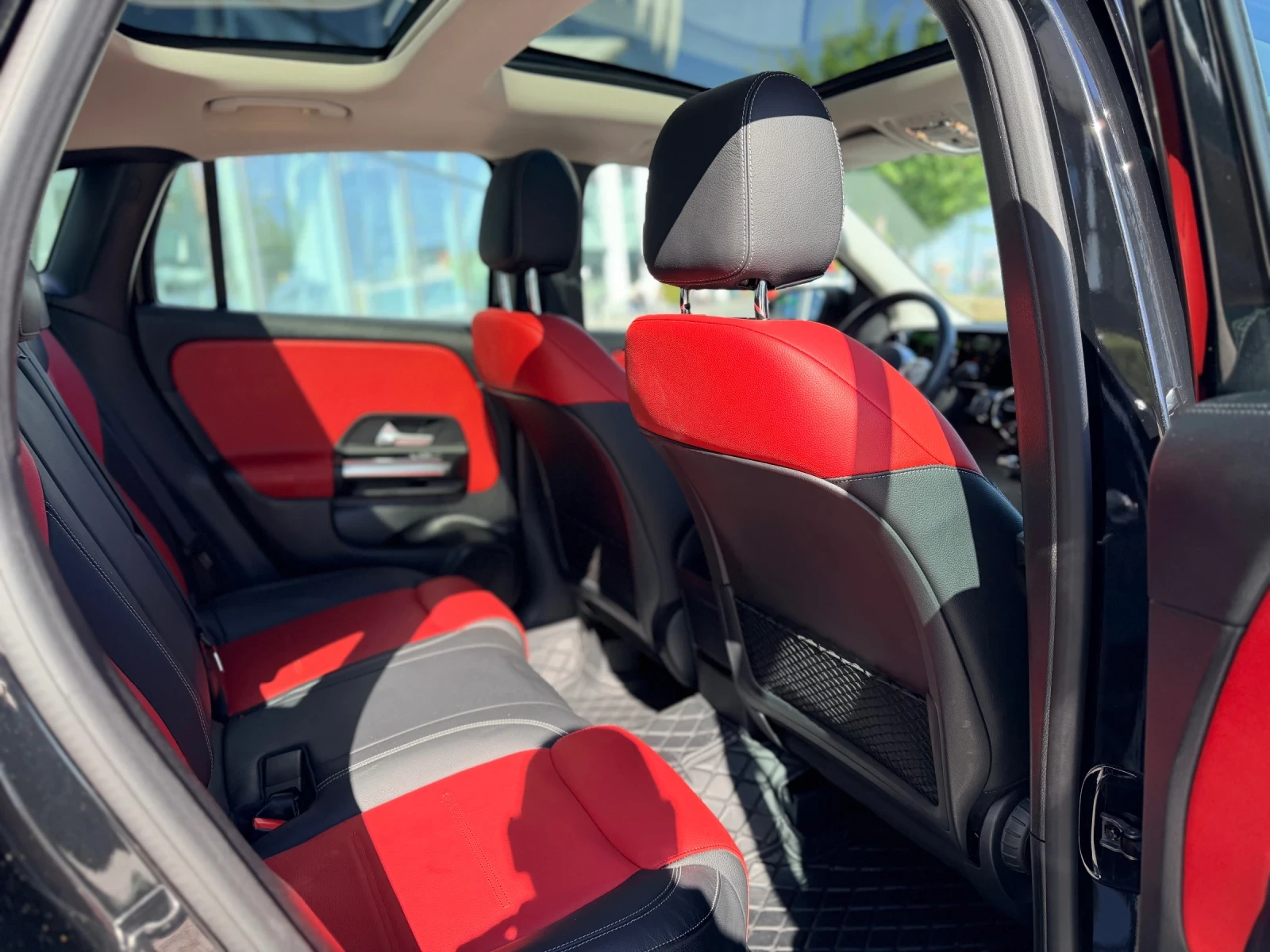 Mercedes-Benz GLA 250 AMG-4Matic-сервизна история., снимка 14 - Автомобили и джипове - 55691573
