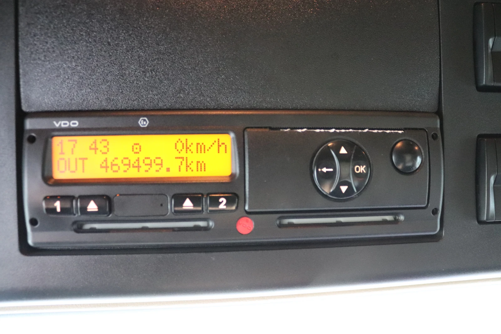 Mercedes-Benz Actros 1845 E6  | Mobile.bg   14