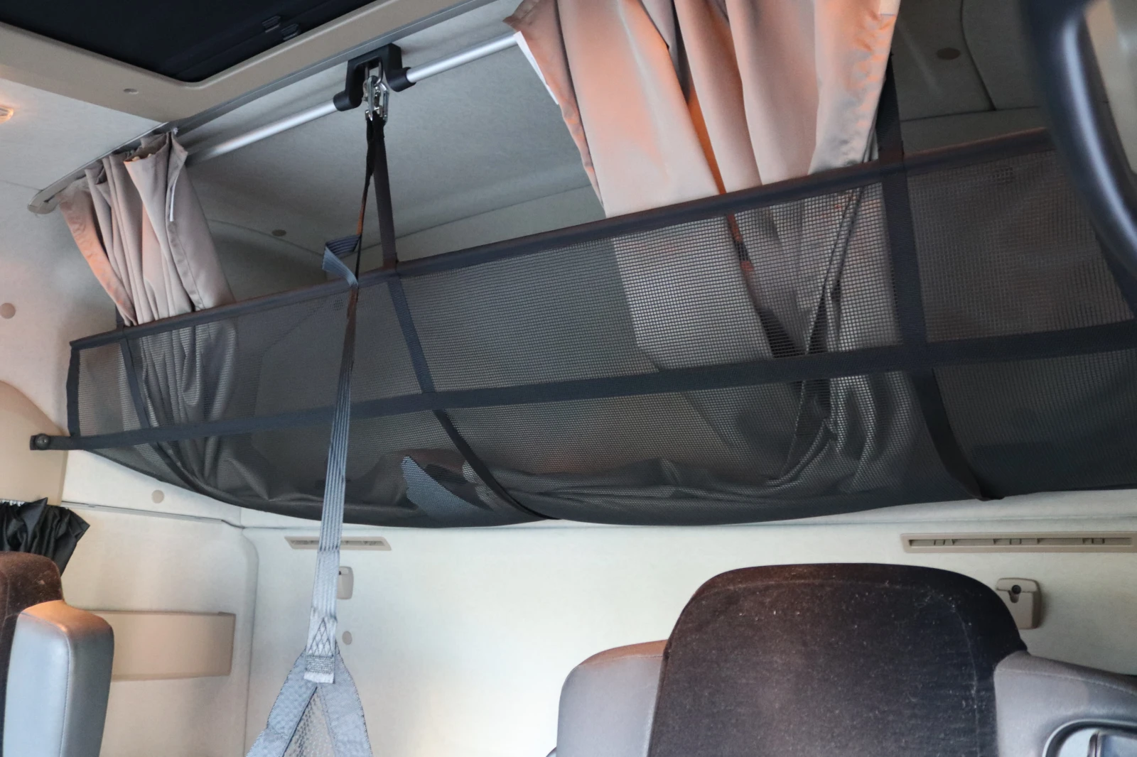 Mercedes-Benz Actros 1845 E6  | Mobile.bg   17