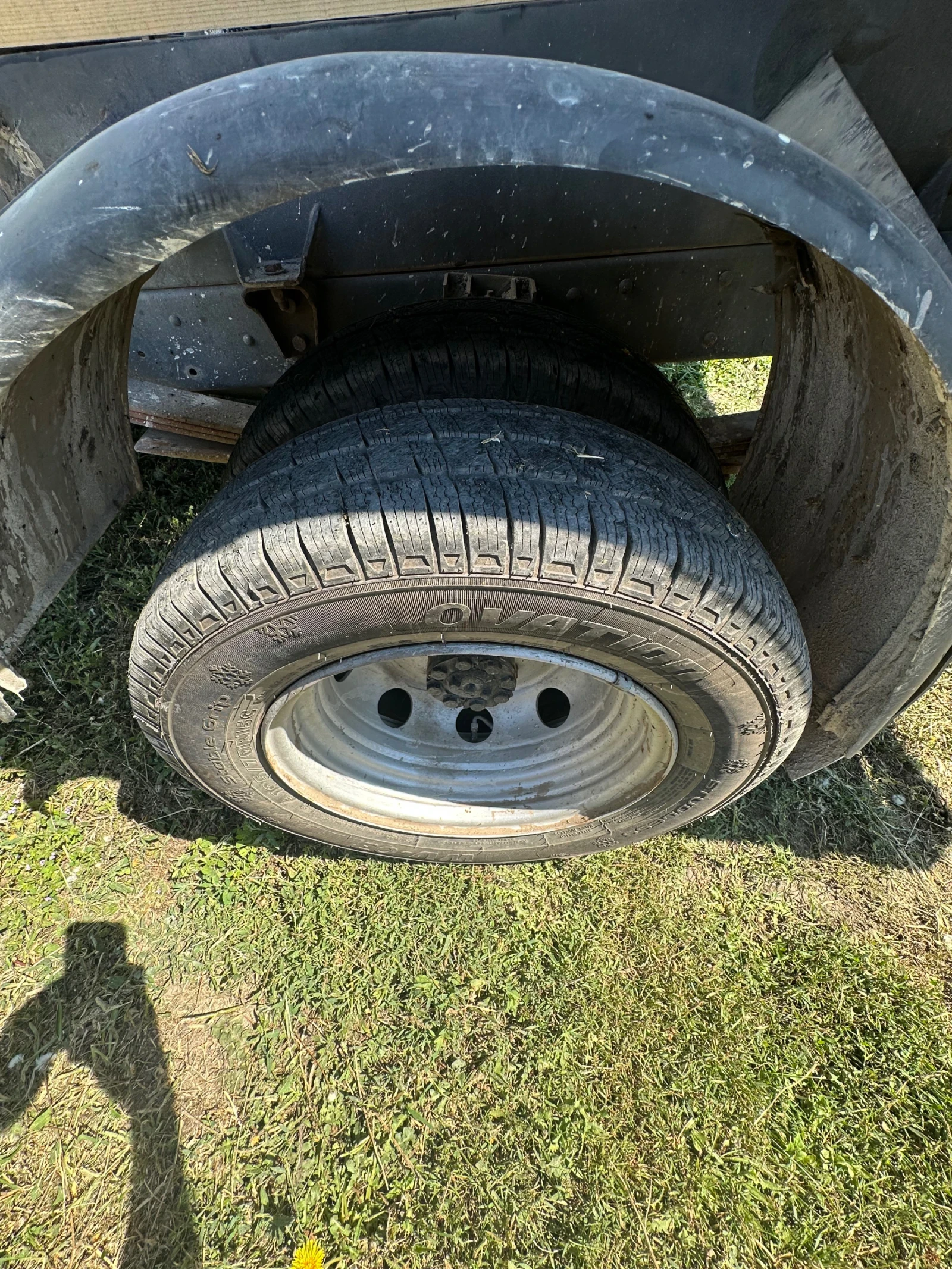 Nissan Trade 2.8, снимка 10 - Камиони - 55476207