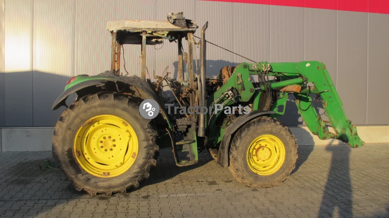 Трактор John Deere КУПУВАМ ТРАКТОРИ ЗА ЧАСТИ , снимка 5 - Селскостопанска техника - 23271358