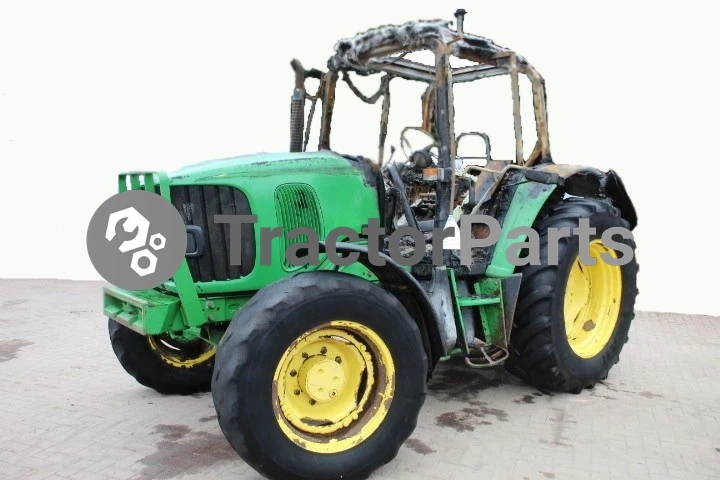 Трактор John Deere КУПУВАМ ТРАКТОРИ ЗА ЧАСТИ , снимка 4 - Селскостопанска техника - 23271358