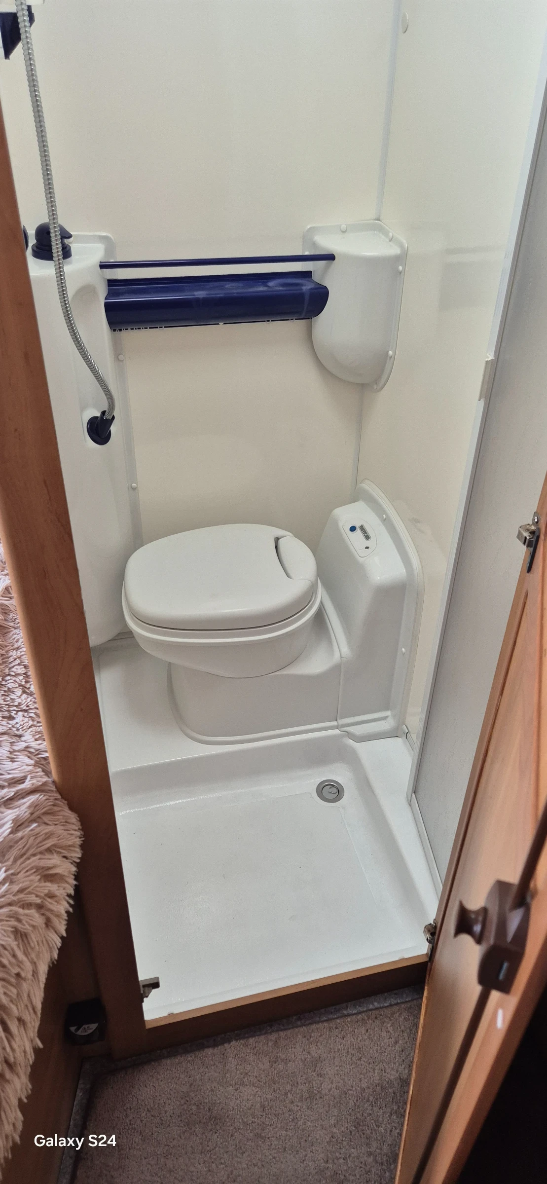 Кемпер HYMER / ERIBA B654 - изображение 9