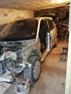 Части за Рено Сценик 1.9дци 120 коня, снимка 1