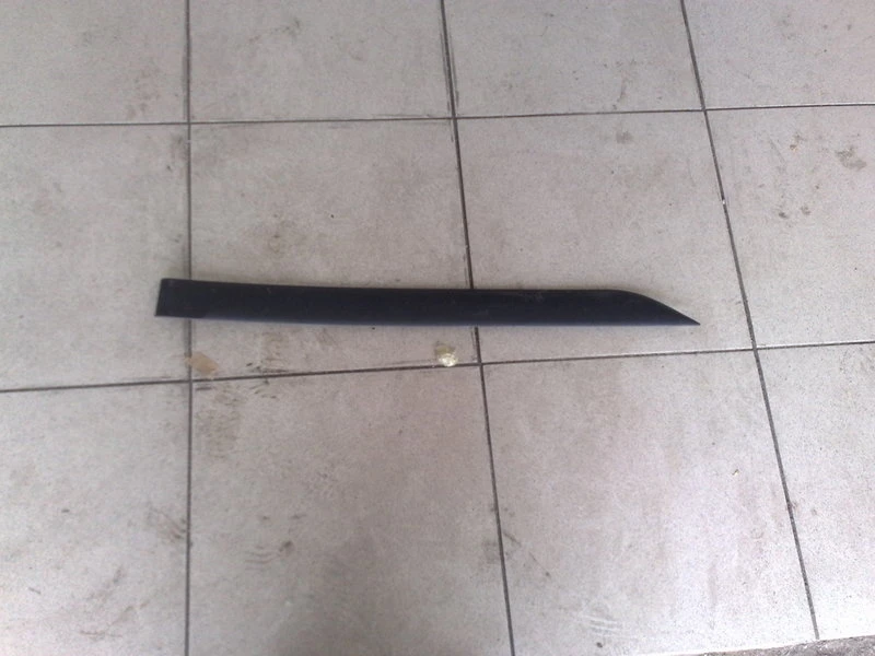 лайсна врата (задна дясна) за Форд Фокус 01г. комби