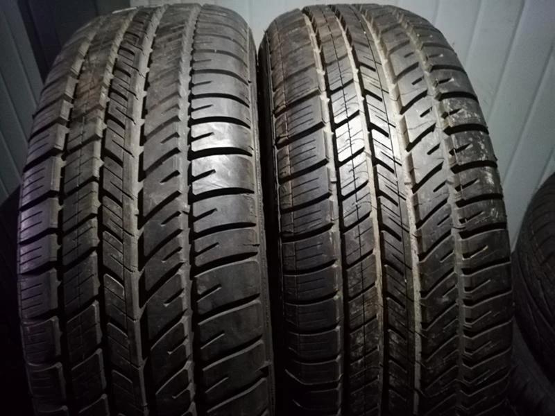 Гуми Летни 185/65R15, снимка 1 - Гуми и джанти - 20891696