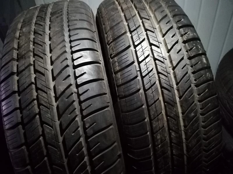 Гуми Летни 185/65R15, снимка 2 - Гуми и джанти - 20891696