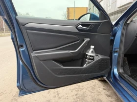 VW Jetta * AUTOMAT* CarPlay* AndroidAuto* Lizing* ТОП Състо, снимка 7