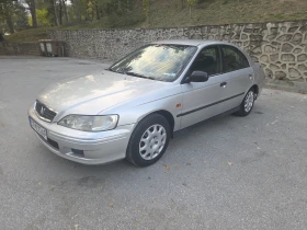 Обява за продажба на Honda Accord газ, обслужена, всичко платено ~2 900 лв. - изображение 1