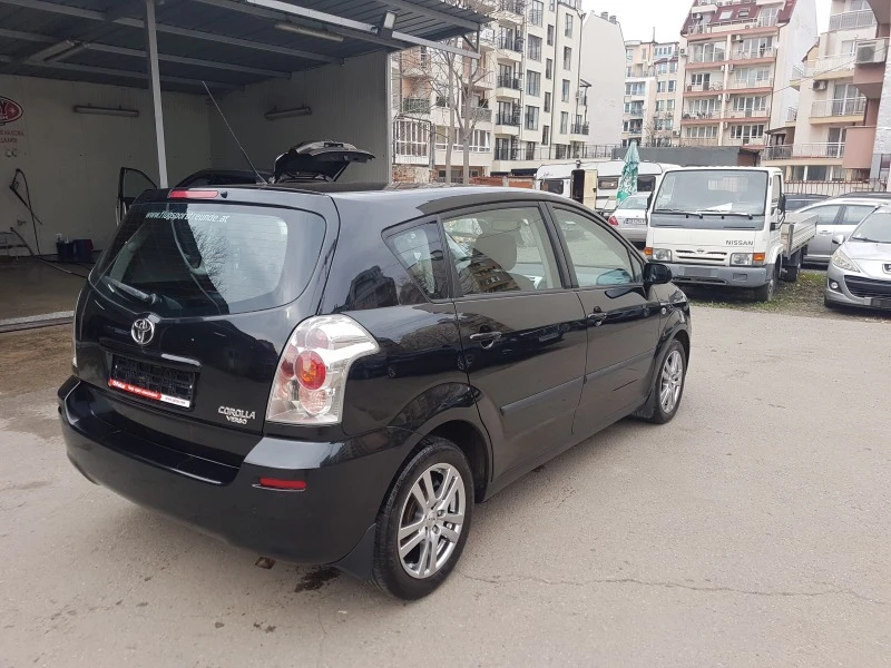 Toyota Corolla verso 1.6i UNIKAT, снимка 8 - Автомобили и джипове - 44708004