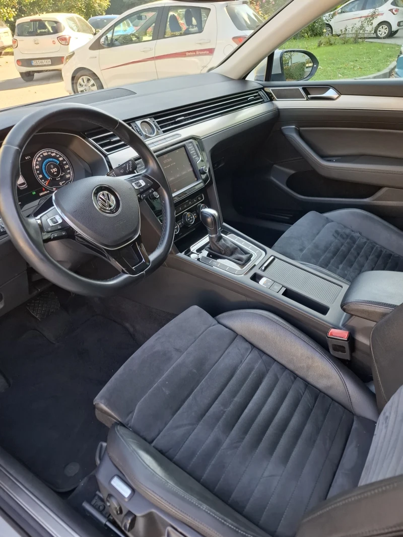 VW Passat, снимка 10 - Автомобили и джипове - 47676306