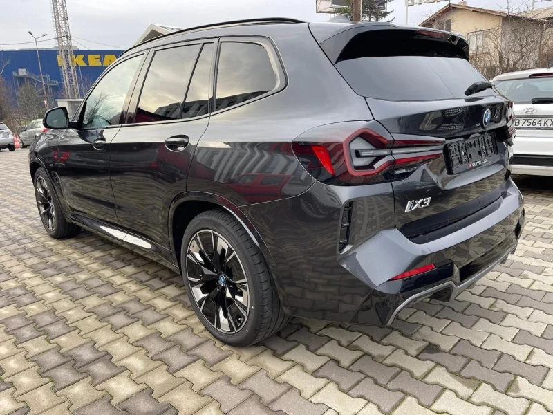 BMW iX3, снимка 3 - Автомобили и джипове - 48231555