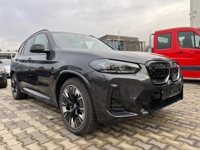 BMW iX3, снимка 12 - Автомобили и джипове - 48231555