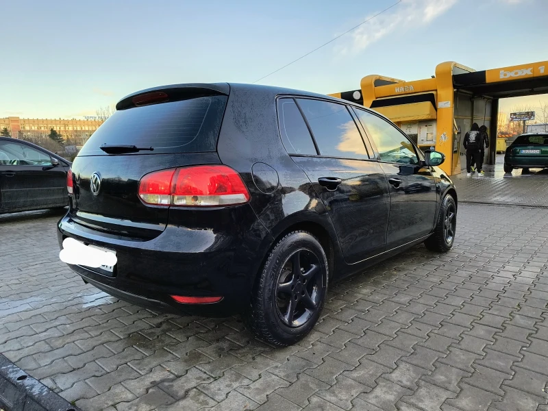 VW Golf, снимка 4 - Автомобили и джипове - 48383780