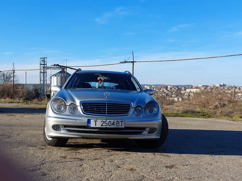 Mercedes-Benz E 270, снимка 6 - Автомобили и джипове - 48954269