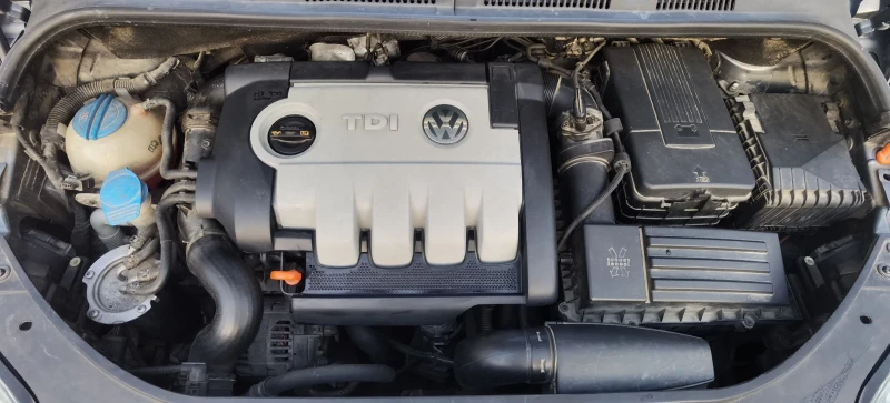 VW Golf Plus, снимка 15 - Автомобили и джипове - 49200876