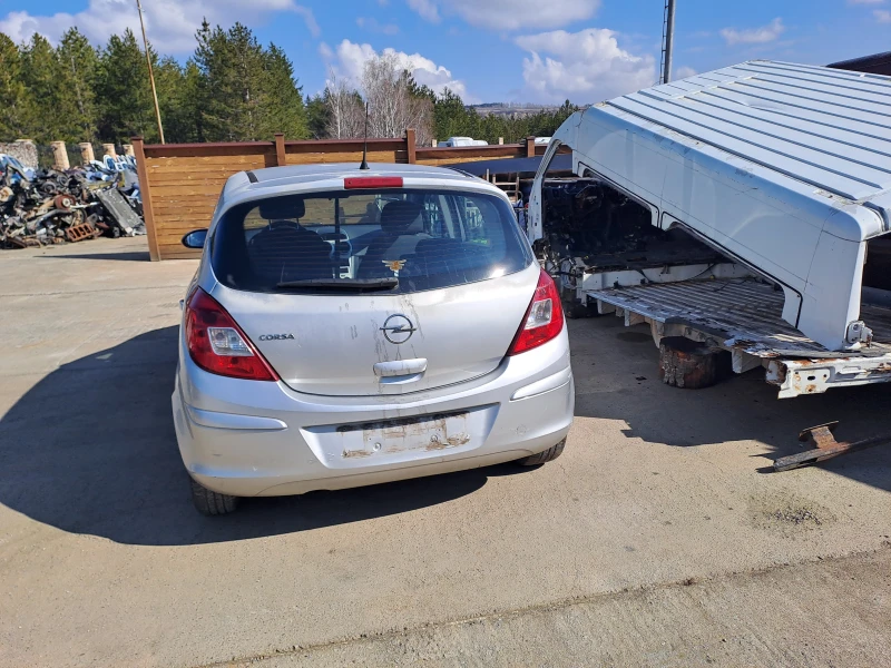 Opel Corsa 1.0i, снимка 3 - Автомобили и джипове - 49344957