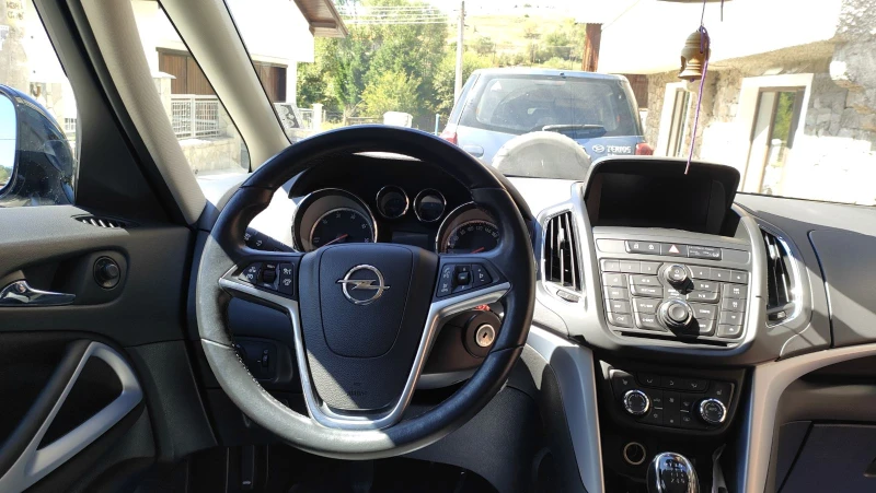 Opel Zafira, снимка 9 - Автомобили и джипове - 53053321