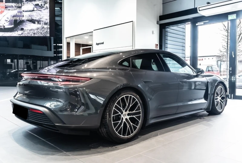 Porsche Taycan 4/FACELIFT/SPORT CHRONO/BOSE/PANO/360/, снимка 6 - Автомобили и джипове - 52200875