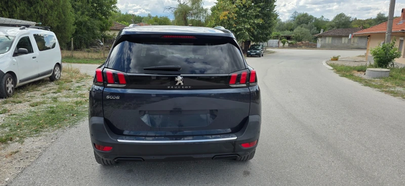Peugeot 5008 2.0 HDI 177 к.с. ЕАТ8 Allure, снимка 13 - Автомобили и джипове - 52282511