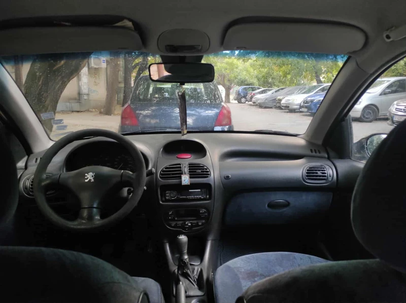 Peugeot 206 2.00 HDI, снимка 6 - Автомобили и джипове - 52471130