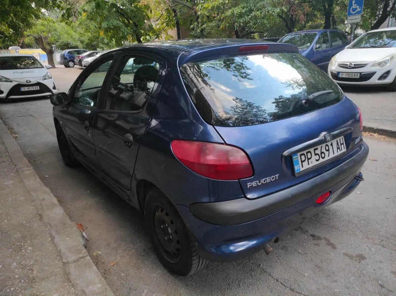Peugeot 206 2.00 HDI, снимка 2 - Автомобили и джипове - 52471130