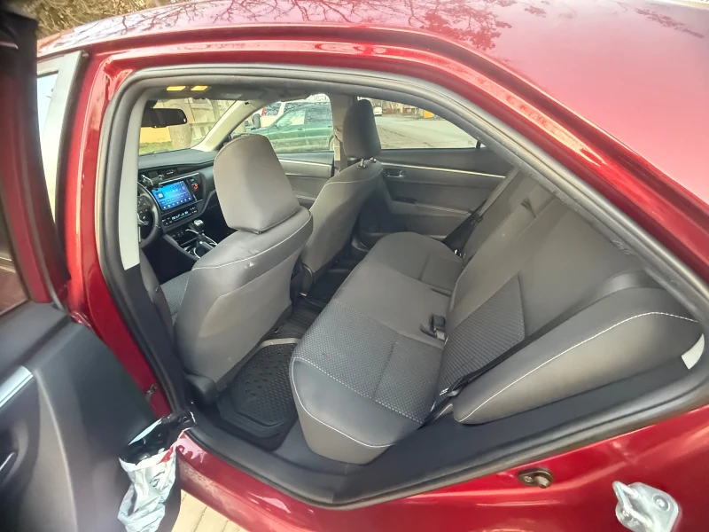 Toyota Corolla, снимка 8 - Автомобили и джипове - 52816359