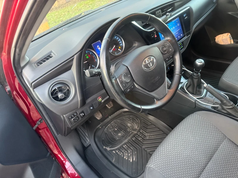 Toyota Corolla, снимка 12 - Автомобили и джипове - 52816359