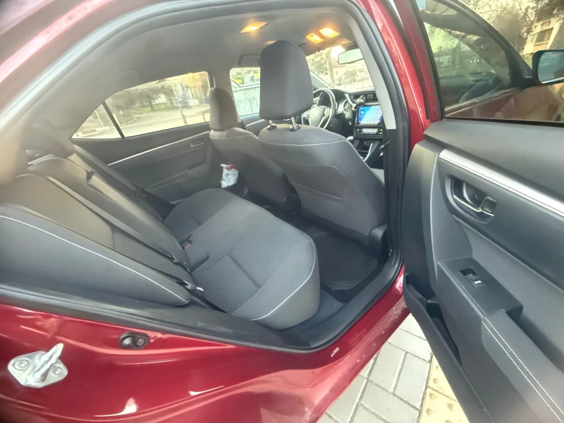 Toyota Corolla, снимка 9 - Автомобили и джипове - 52816359