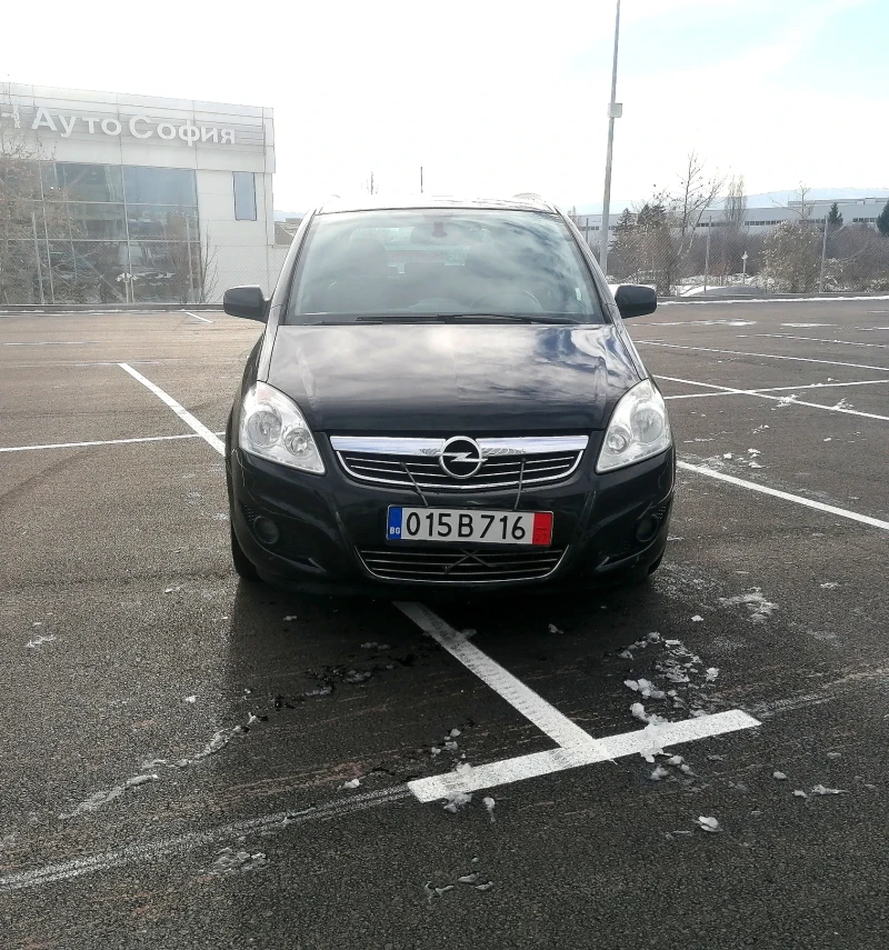 Opel Zafira 2.2 бензин. 6+ 1 cosmo, снимка 2 - Автомобили и джипове - 53042393