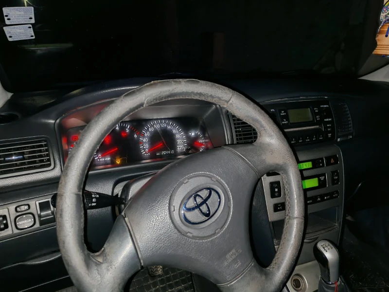 Toyota Corolla D4D, снимка 5 - Автомобили и джипове - 53192188