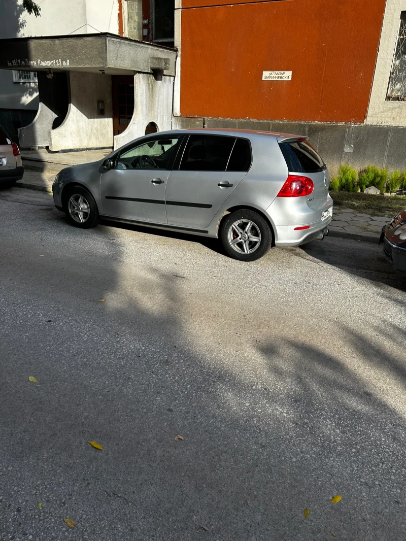VW Golf, снимка 4 - Автомобили и джипове - 53218833