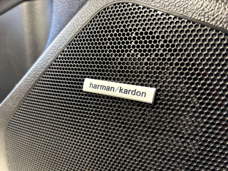 Subaru WRX * high+ L+ KA+ BSD+ NAVI(H/K)+ M/R * CARFAX * ЦЕНА, снимка 6 - Автомобили и джипове - 53431198