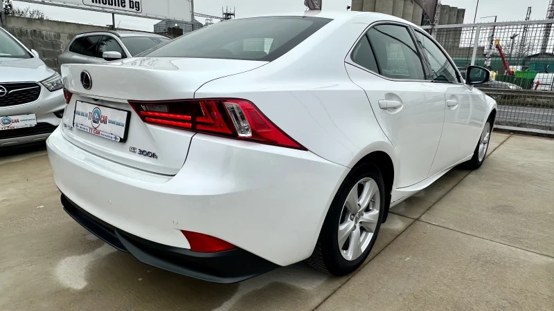 Lexus IS 300 2.5 HYBRID, снимка 4 - Автомобили и джипове - 53459750