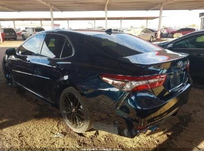 Toyota Camry XSE HYBRID, снимка 3 - Автомобили и джипове - 53412253