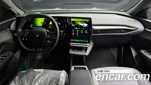 Renault Scenic 87 KW, снимка 5 - Автомобили и джипове - 54576087
