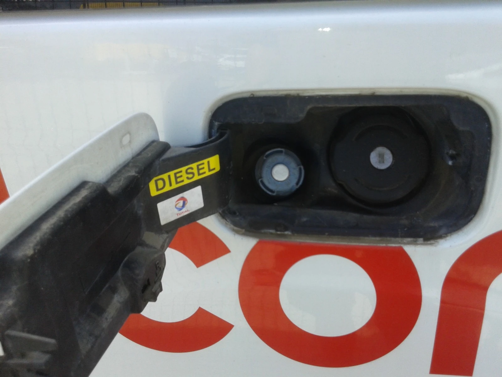 Peugeot Partner 1.6hdi | Mobile.bg — изображение 12