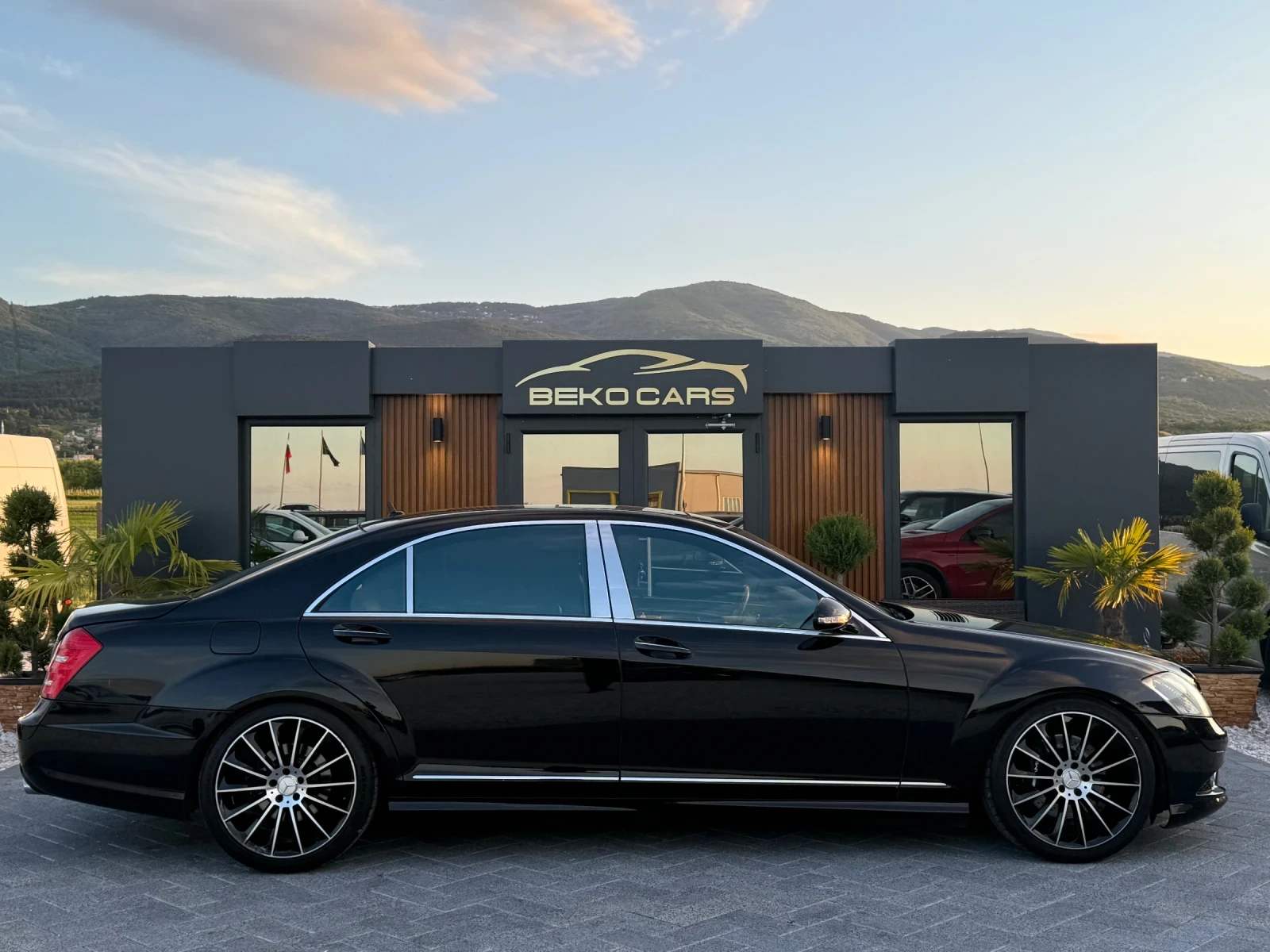 Mercedes-Benz S 420 Нов внос от Белгия!4.2дизел/V8 / AMG-LINE/ - изображение 4