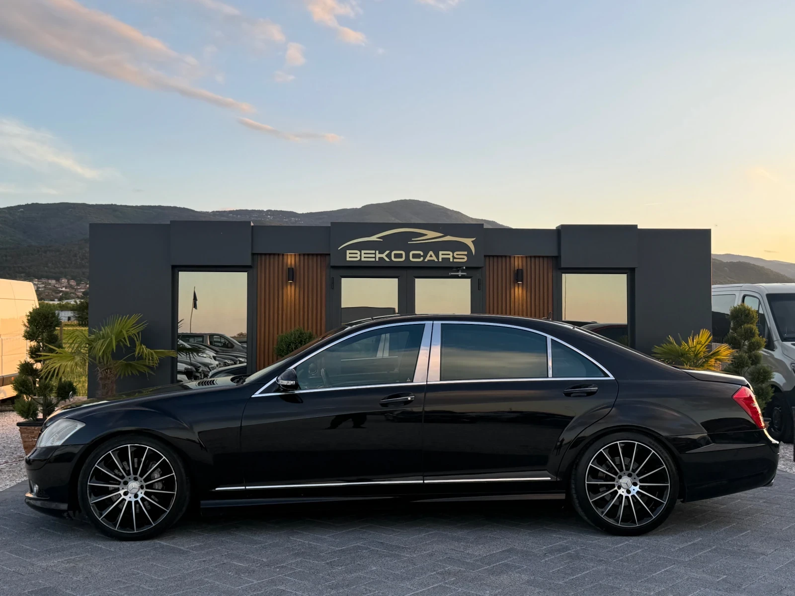 Mercedes-Benz S 420 Нов внос от Белгия!4.2дизел/V8 / AMG-LINE/ - изображение 8