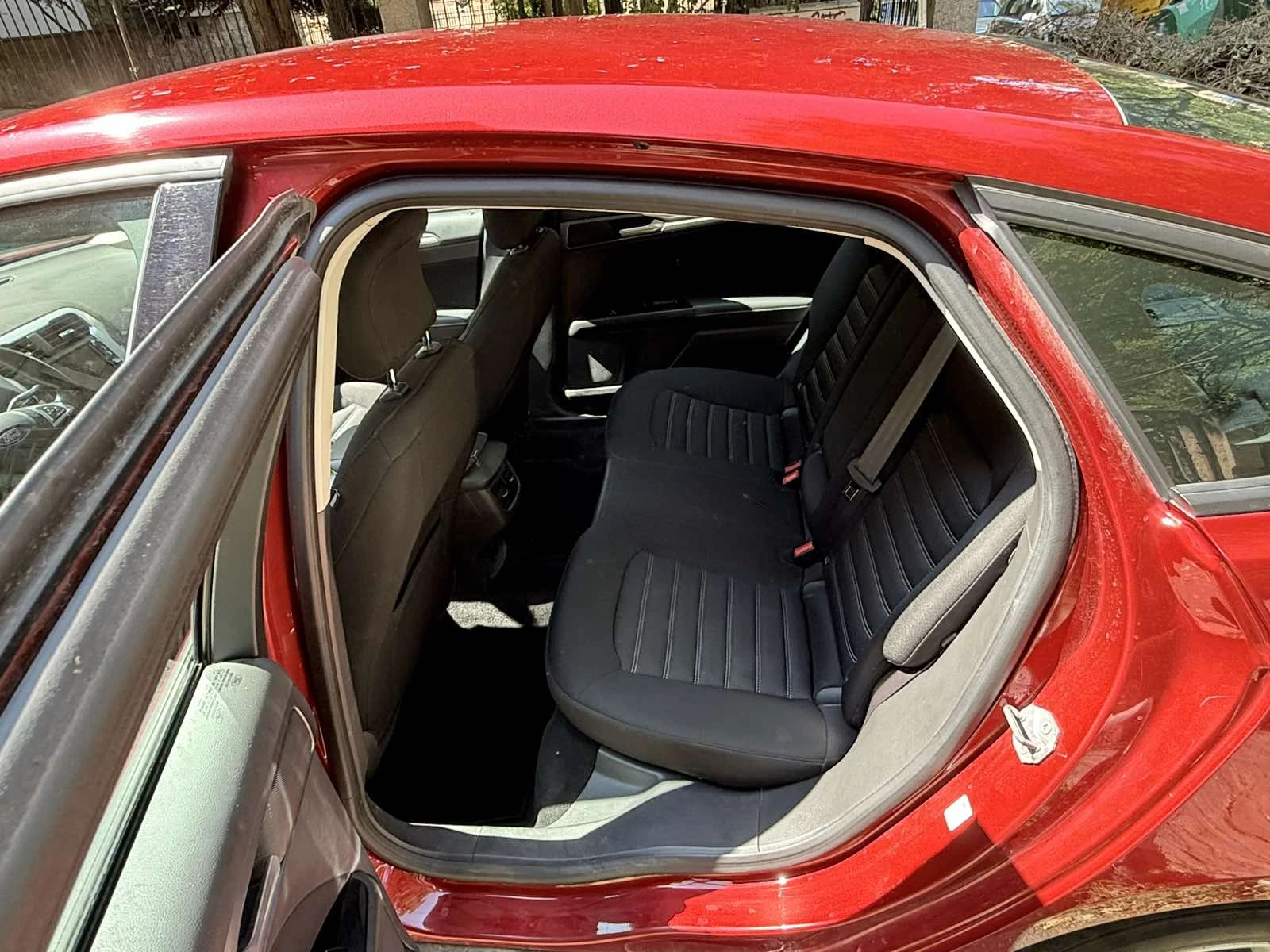 Ford Mondeo 2.0 tdci - изображение 8