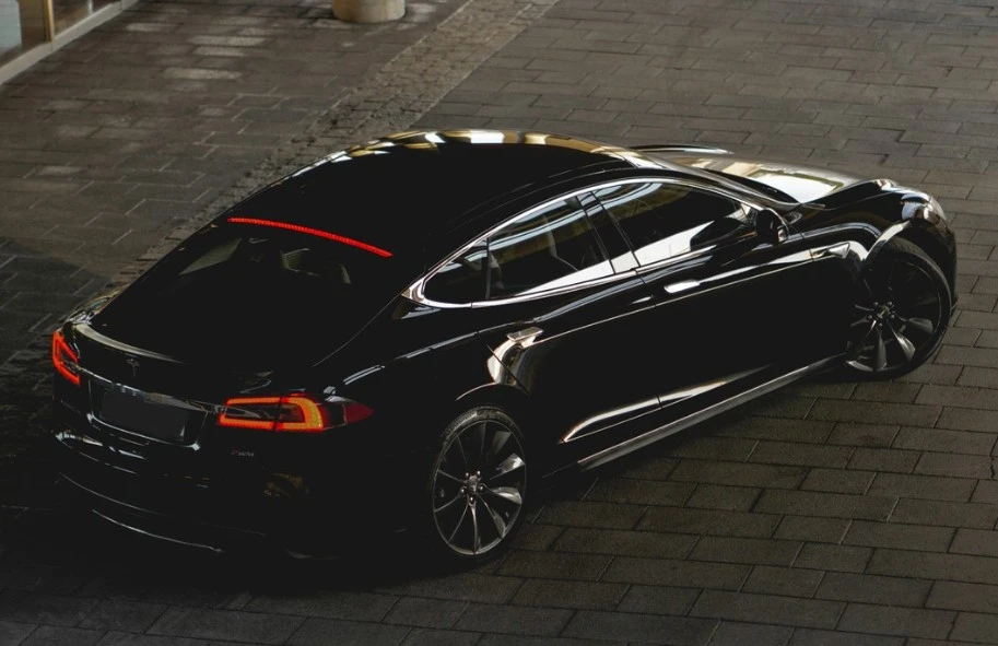 Tesla Model S Безплатно Зареждане, Performance - изображение 5
