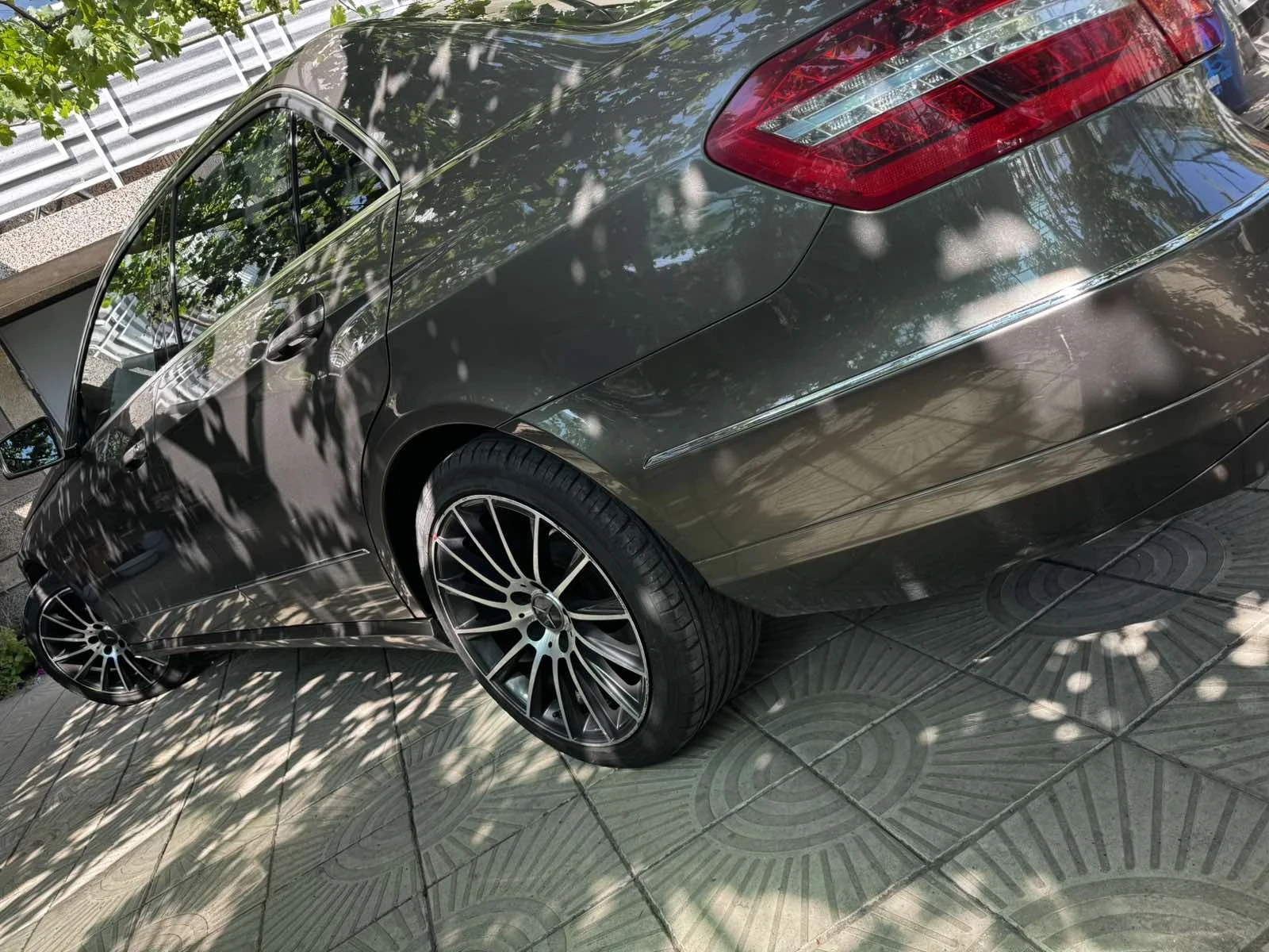 Mercedes-Benz E 220 2.2CDI blue efficiency  - изображение 2