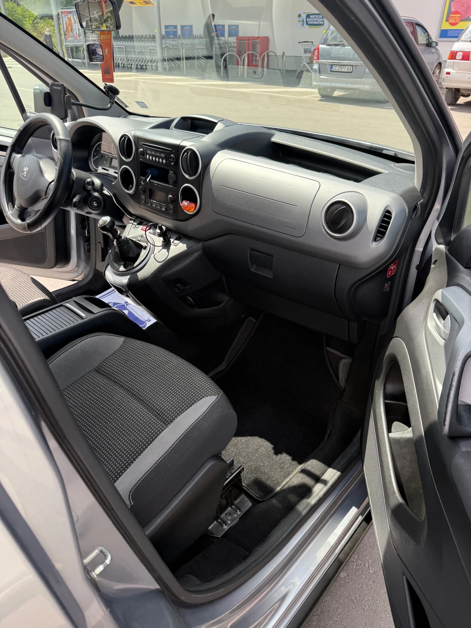 Peugeot Partner Tepee - изображение 6