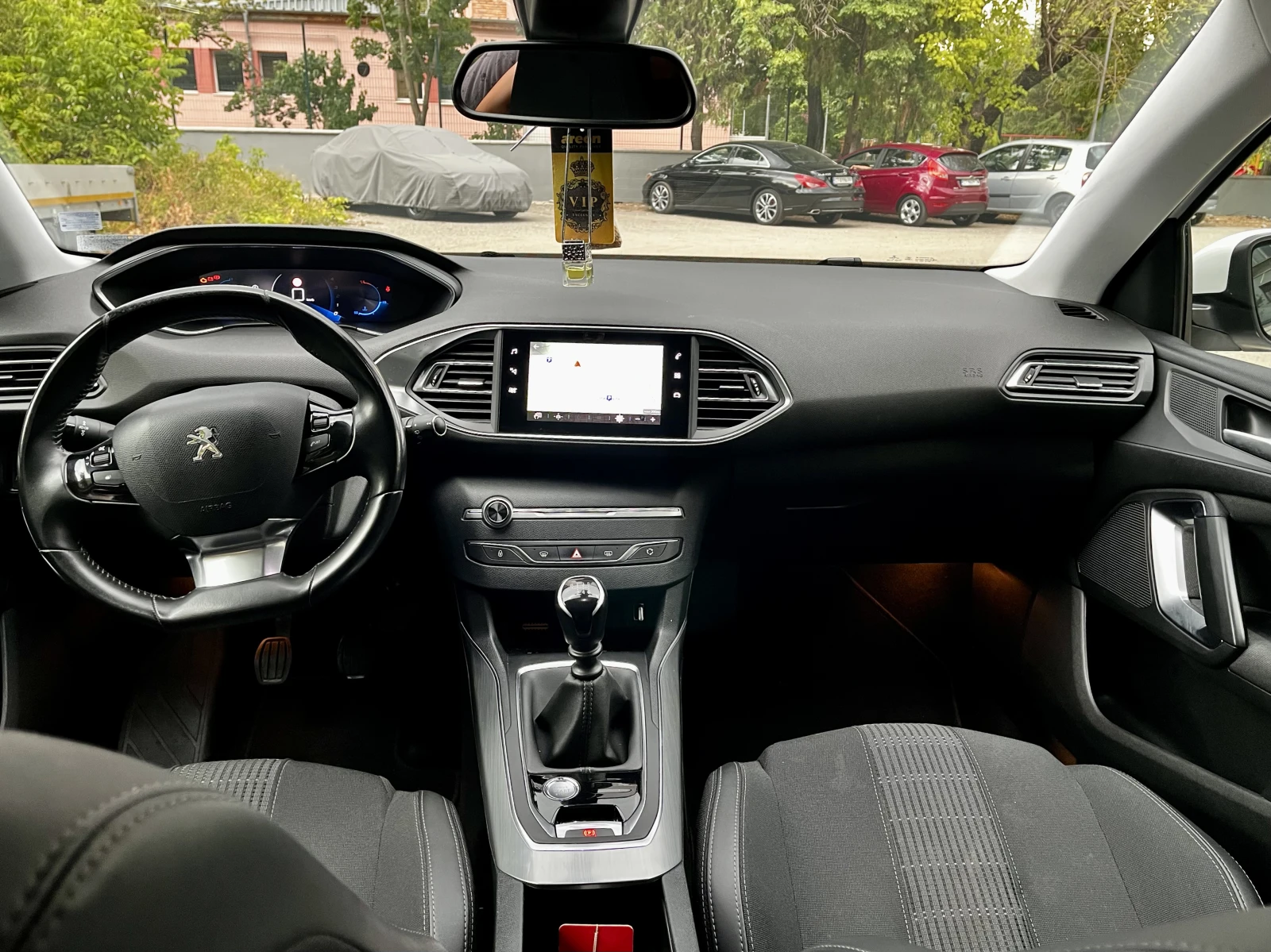 Peugeot 308 SW Active - изображение 8
