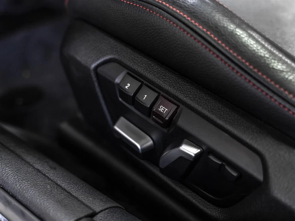 BMW 320 * АВТО КРЕДИТ* ЦЕНА ДО БГ * Сервизна история *  - изображение 6