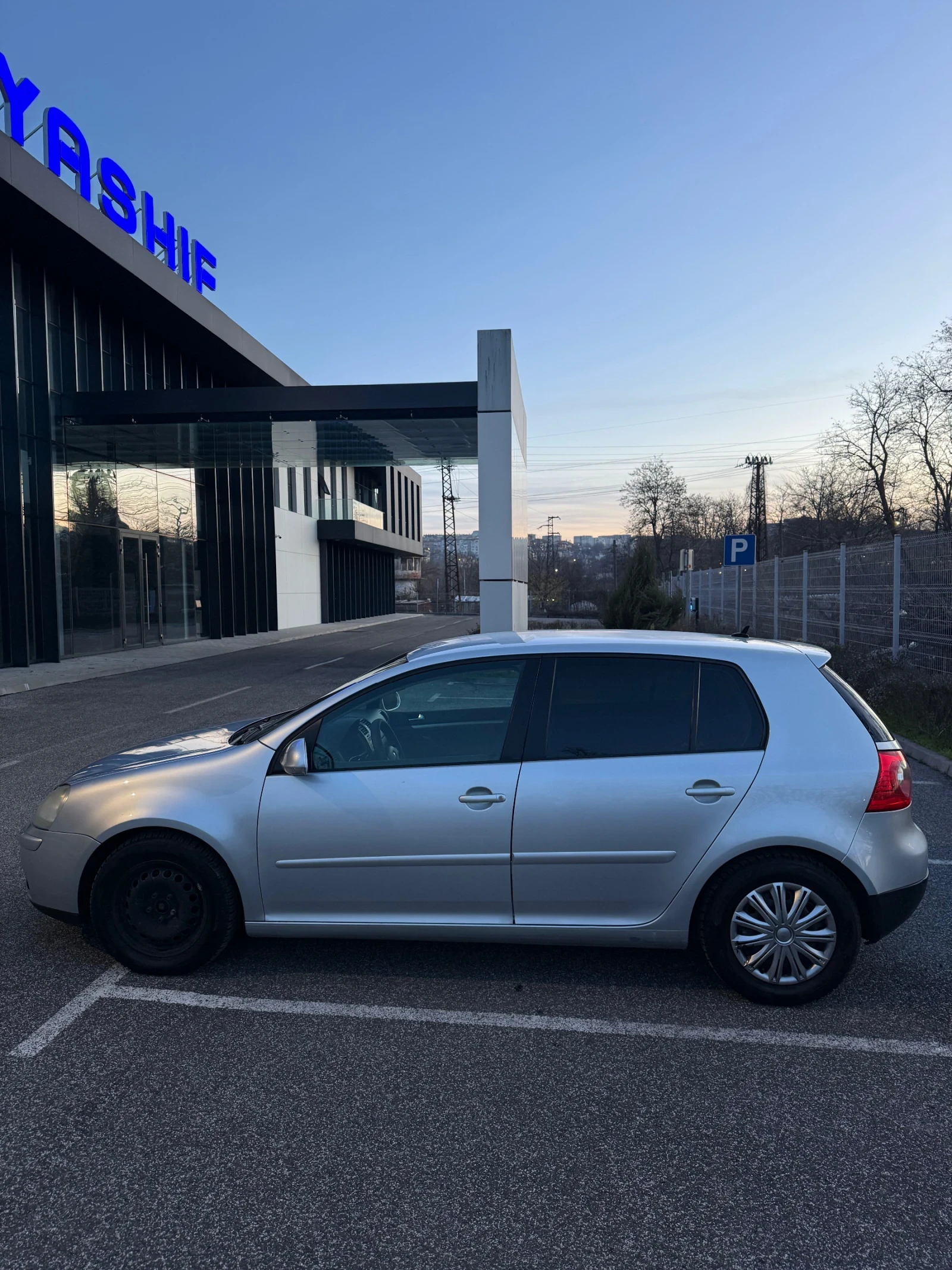 VW Golf V 2.0 TDI DSG автоматик - изображение 7