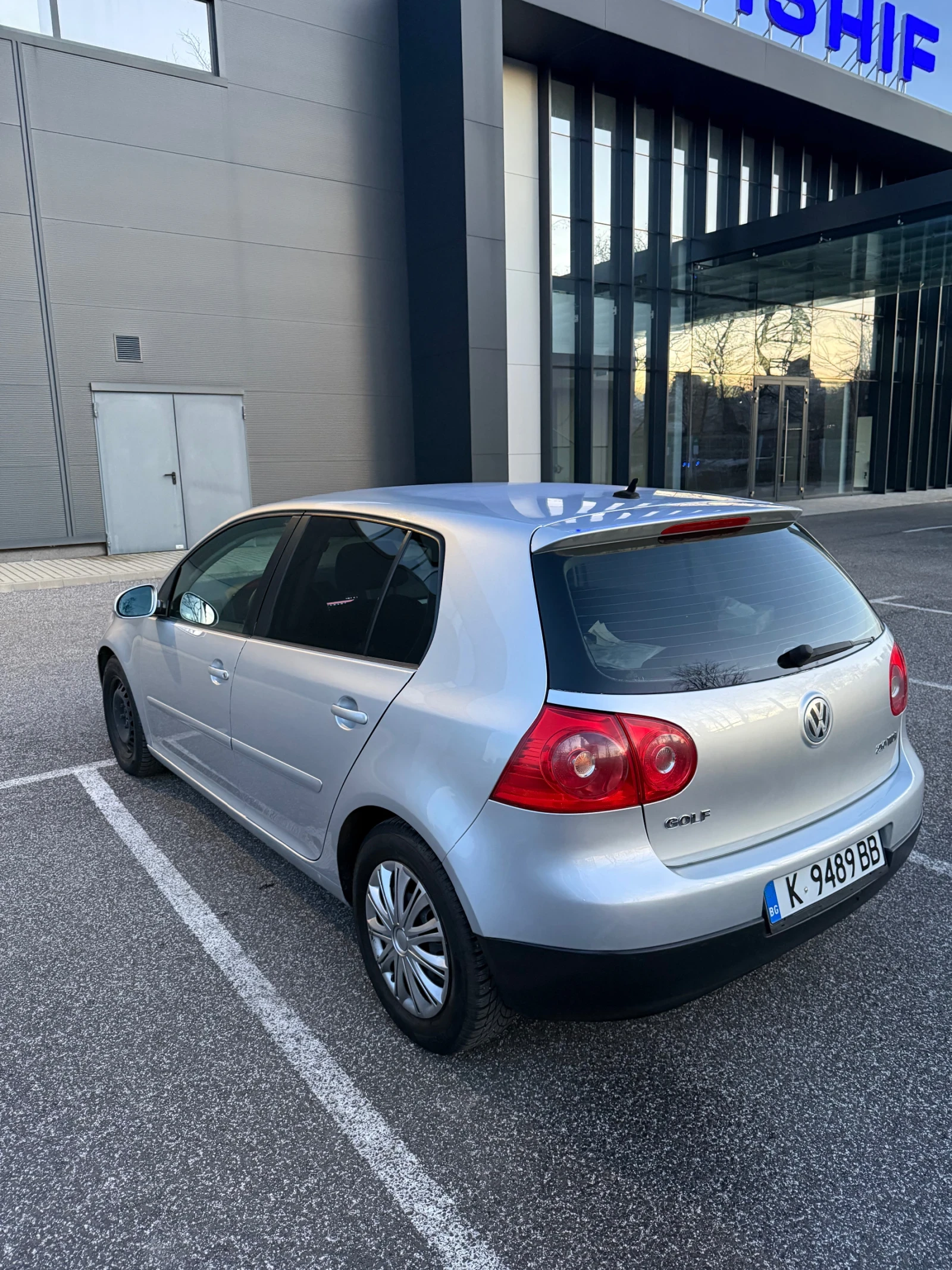 VW Golf V 2.0 TDI DSG автоматик - изображение 6