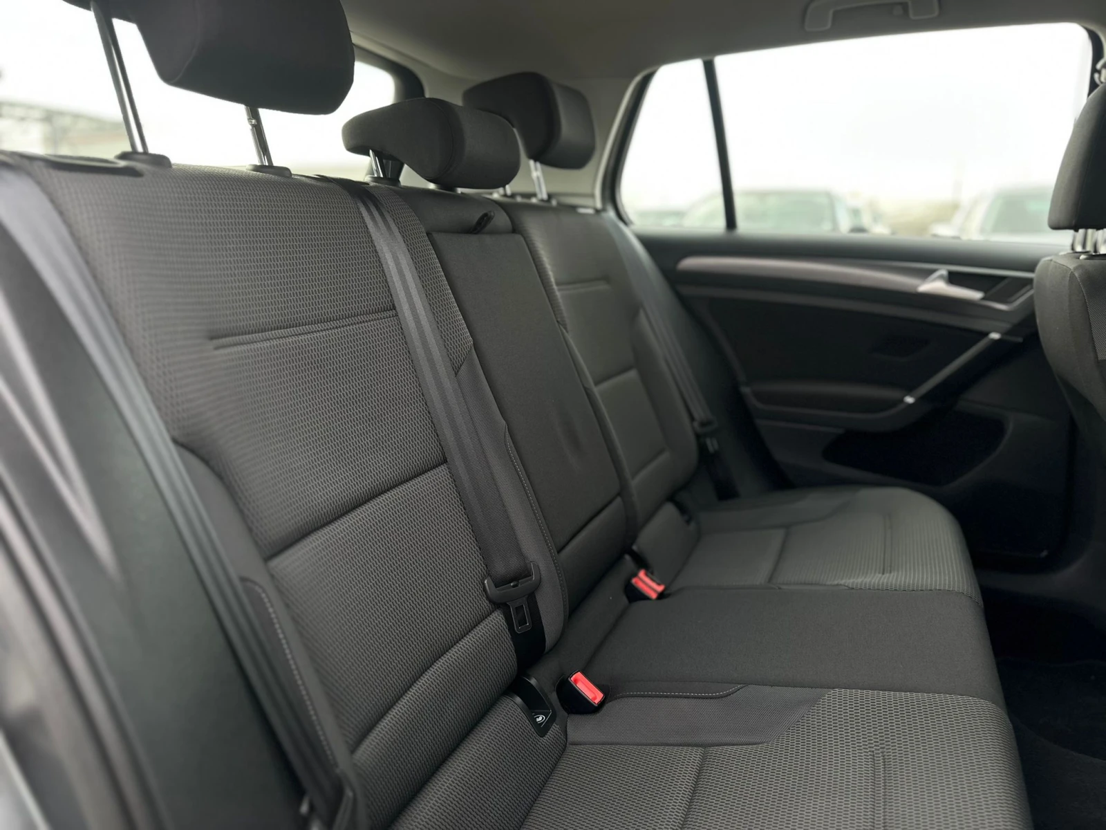 VW Golf / 7.5 / 1.6 TDI / EURO 6 / TOP / | Mobile.bg � ����������� 11