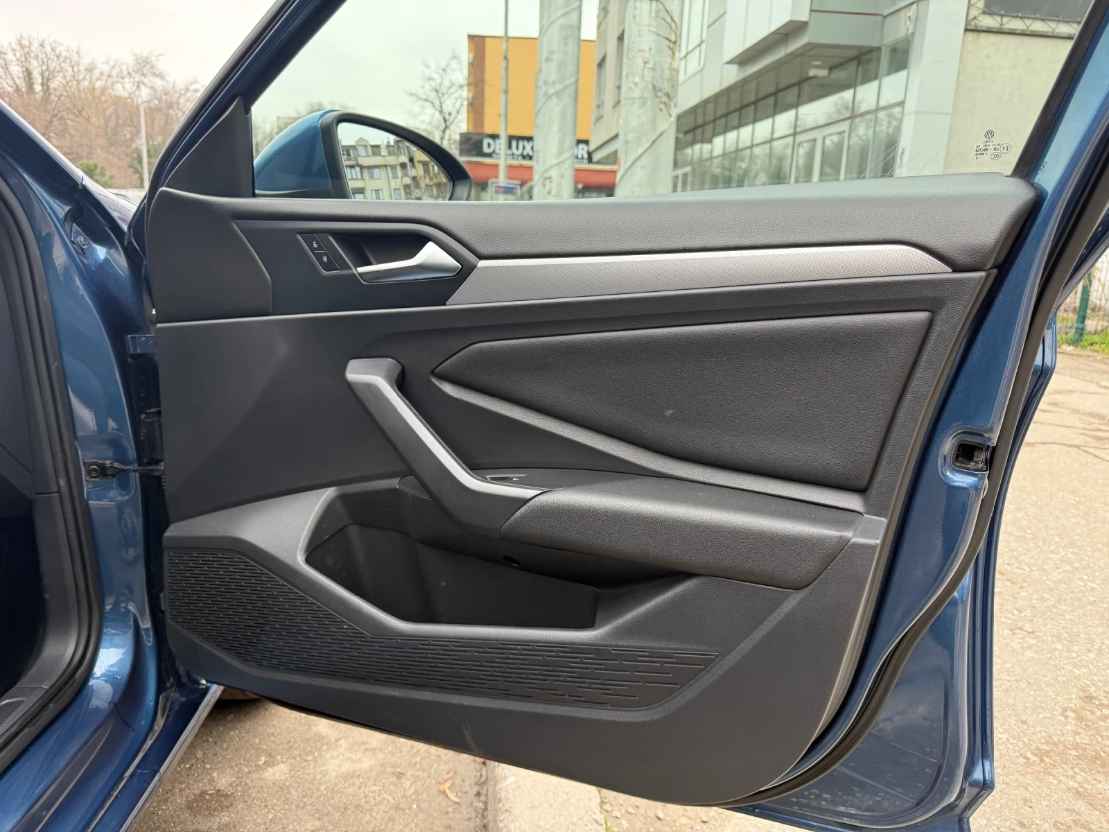 VW Jetta * AUTOMAT* CarPlay* AndroidAuto* Lizing* ��� ����� | Mobile.bg � ����������� 12